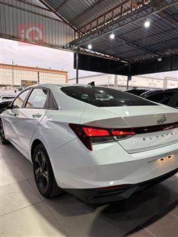 هیوندای ئەلەنترا